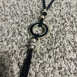 Elegant Black and Gold Necklace